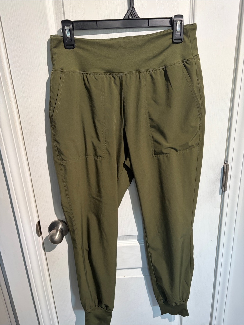 NWOT DSG Women’s High-Rise Olive Jogger Pants